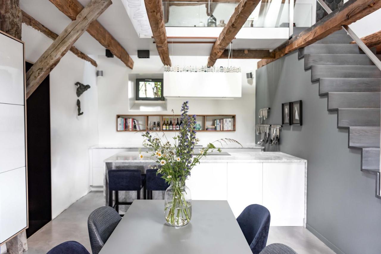 Maison De La Bonne Vie Therondels 外观 照片