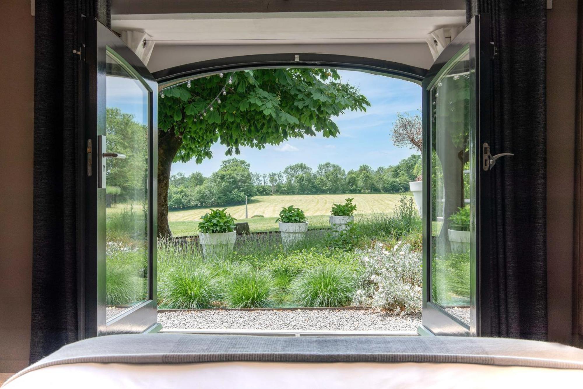 Maison De La Bonne Vie Therondels 客房 照片